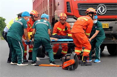 明光沛县道路救援